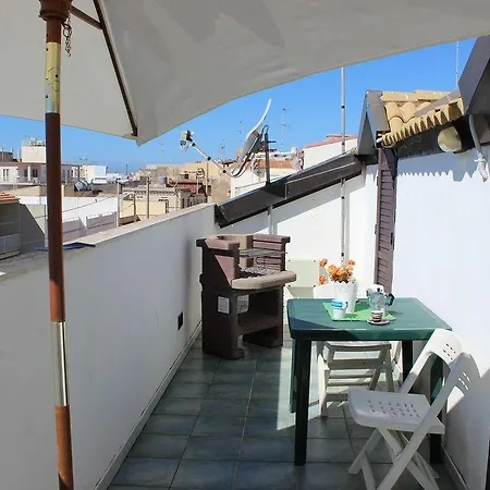 Mareinsicilia: Del Melo Apartament