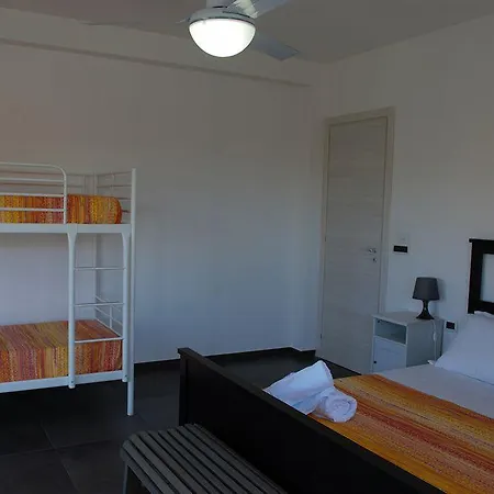 Apartament Mareinsicilia: Del Melo Marina di Ragusa