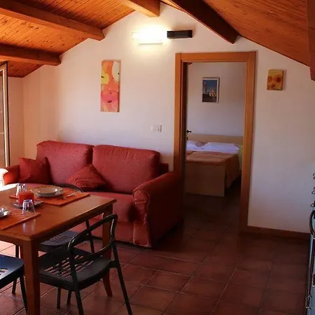 Apartament Mareinsicilia: Del Melo *