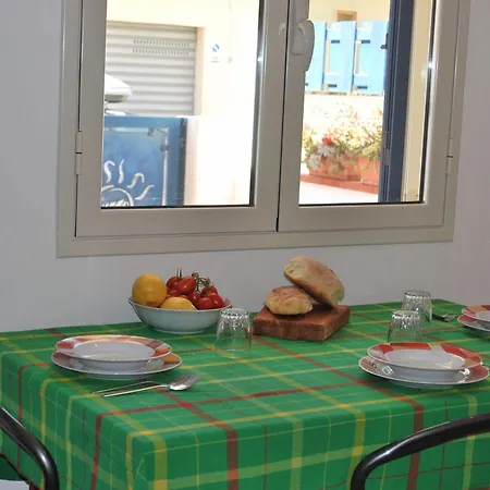 Mareinsicilia: Del Melo Apartament Marina di Ragusa