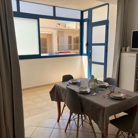Apartament Mareinsicilia: Del Melo *